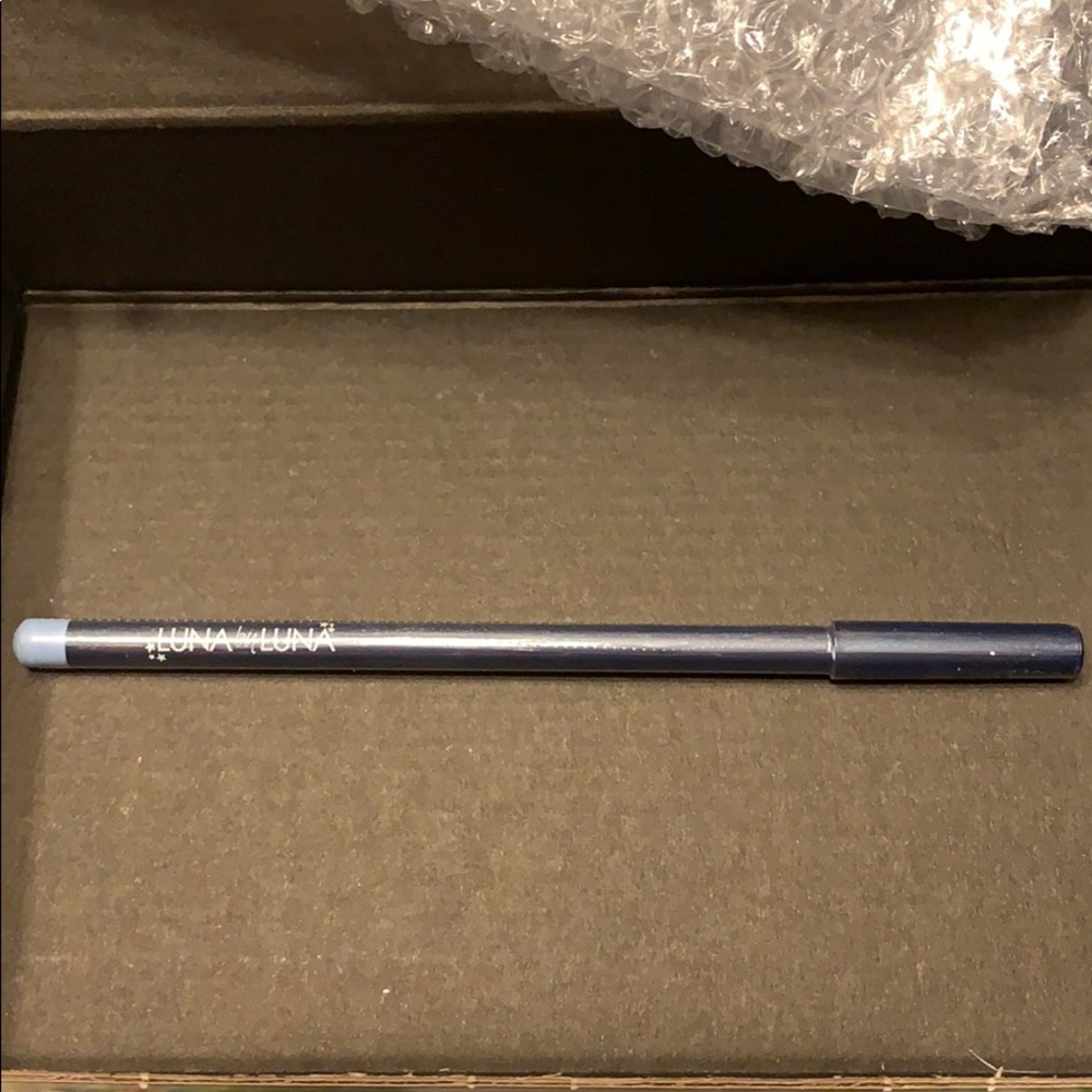 Luna by Luna eyeliner / Asteroid